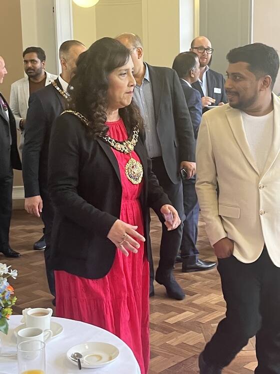Meeting a mayor in the UK